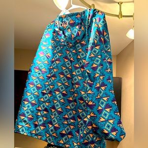 Columbia Challenger - Windbreaker - Aztec Design Green Purple Design